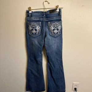 Sky Embroidered Back Pocket Jeans